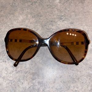Burberry BE4197 sunglasses